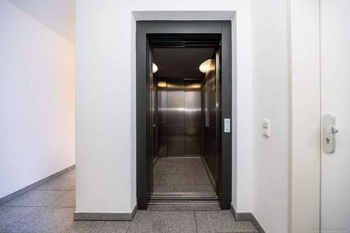 Aufzug - 