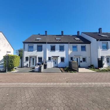 Außenansicht - Raumwunder in toller Sackgassenlage