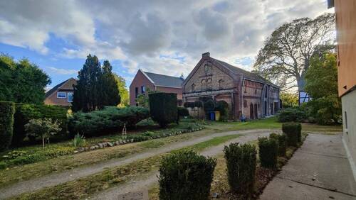 Eingang zum Hof - Einfamilienhaus mit 145,00 m² in Potsdam - Kartzow zum Kaufen