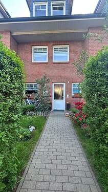 Hauseingang - 5 Zimmer Reihenmittelhaus in Berlin