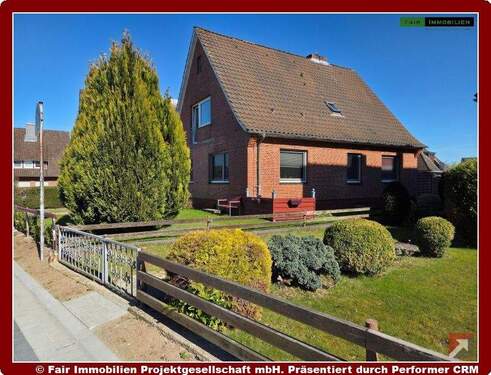 Außenansicht - ** 2-Familien-Haus auf schönem Grundstück **