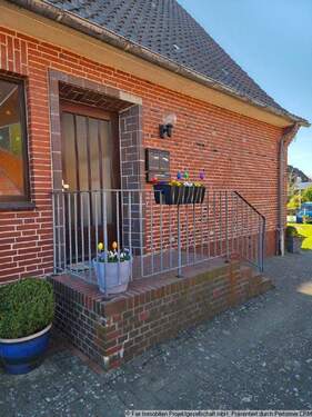 Eingangsbereich - 5 Zimmer Mehrfamilienhaus, Wohnhaus in Horneburg