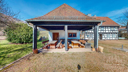 Überdachter Freisitz - Biergarten - 