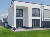 Gartenansicht - Moderne Doppelhaushälfte mit schönem Garten
