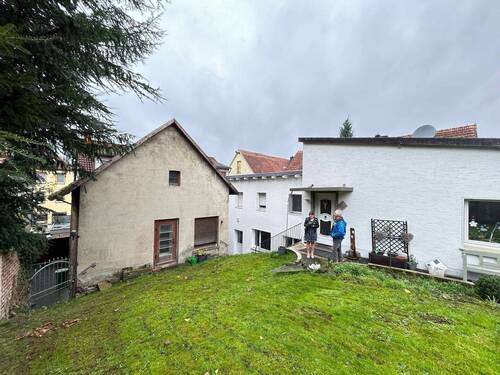 Hausansicht - Mehrfamilienhaus, Wohnhaus zum Kaufen in Marsberg