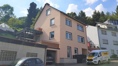 Aufwendig saniertes Gebäude mit schicken Wohnungen - Schöner Wohnen in Cochem - Etagenwohnung mit traumhaftem Burgblick und exklusiver Küche