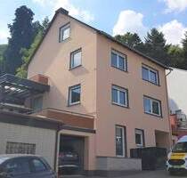Schöner Wohnen in Cochem - Etagenwohnung mit traumhaftem Burgblick und exklusiver Küche