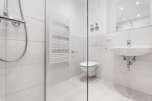 Apartment - 3.jpg - 