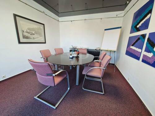 Besprechungsraum - Halle in Sontra zum Kaufen