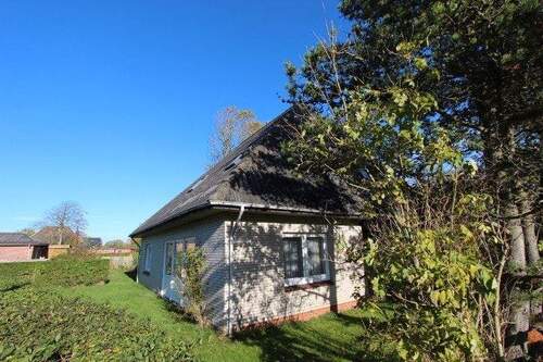 Bild 2 - 6 Zimmer Einfamilienhaus zum Kaufen in Neukirchen