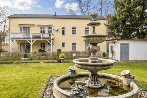 Gartenansicht - 6 Zimmer Mehrfamilienhaus, Wohnhaus in Dresden