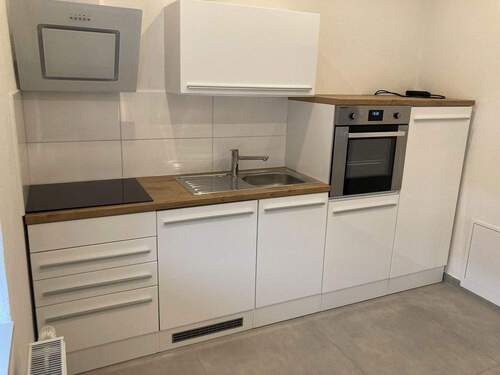 Küche - Moderne 2-Zimmer-Wohnung im EG - Kernsanierung 2021 - mit Terrasse