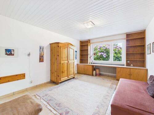 Kind oder Platz für Gäste UG - 