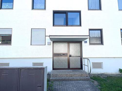 Hauszugang - 3 Zimmer Etagenwohnung in Mühldorf a.Inn