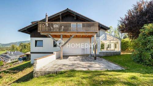 Außenansicht 3 - Großzügiges Wohnen mit Weitblick - Lichtdurchflutete 5-Zimmer-Wohnung in Zweiparteienhaus