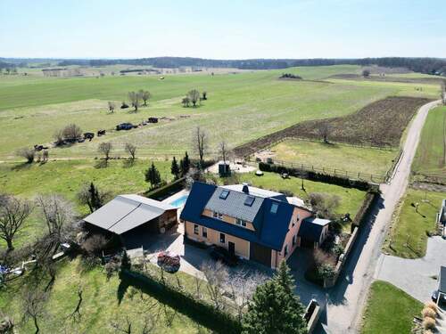 Lage des Hauses am Rande eines Naturschutzgebietes - 