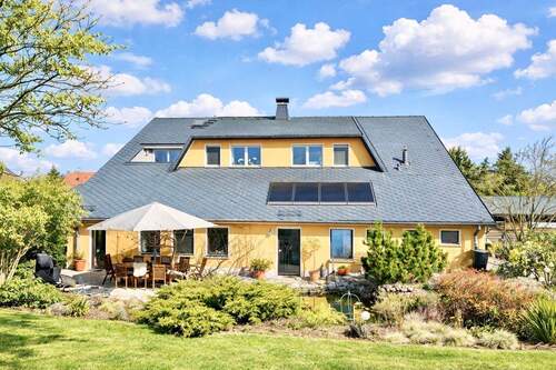 Hausansicht - Einfamilienhaus mit 210,00 m&sup2; in Radeburg zum Kaufen