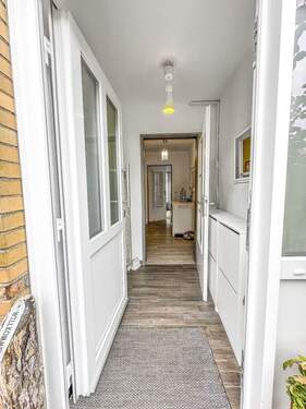 Eingangsbereich - 4 Zimmer Reihenmittelhaus zum Kaufen in Lübeck