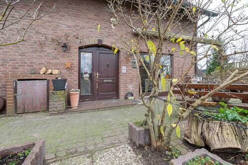 Hauseingang - 6 Zimmer Einfamilienhaus zum Kaufen in Tespe