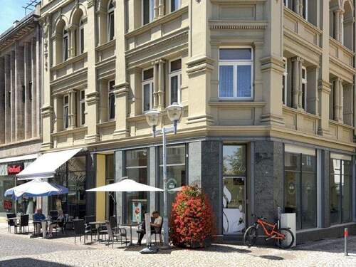 Ladenansicht gesamt - Eckladenlokal in 1a-Lage von Gotha neben New Yorker