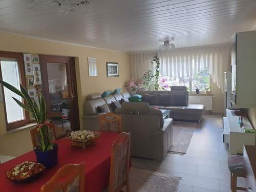 1.OG Wohnzimmer 1-2 - 