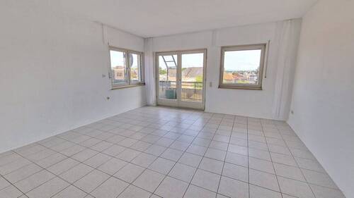 Wohnzimmer (1) - Etagenwohnung mit 90,00 m&sup2; in Herzogenrath zum Kaufen