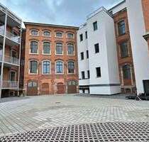 *** Attraktive 2-Raum-Wohnung im sanierten Gymnasiumgebäude *** - Zwickau Innenstadt