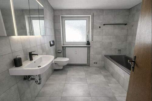 Beispielbild Bad wird renoviert - 