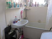 Badezimmer mit Badewanne - 