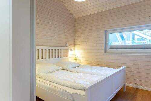 Schlafzimmer mit Doppelbett - 