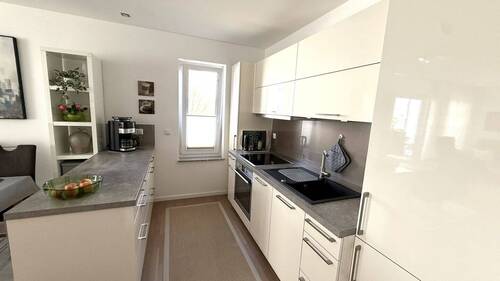 hochwertige Einbauküche - 2 Zimmer Etagenwohnung in Weingarten