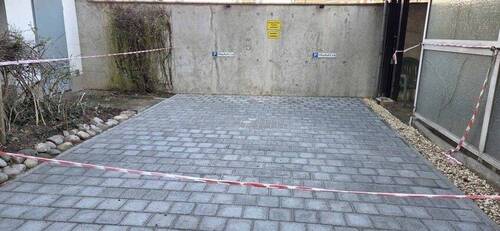 Doppelstellplatz im Hof - 