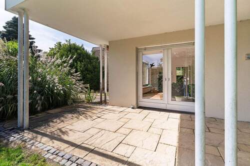 Terrasse - Einfamilienhaus mit 220,00 m&sup2; in Borgholzhausen zum Kaufen