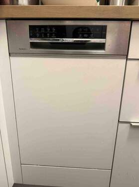 Modern Fitted Kitchen - 