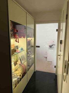 Hallway with Closet - Etagenwohnung mit 49,00 m&sup2; in Munich zum Kaufen