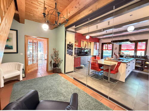 EG Diele Sicht auf Küche - 