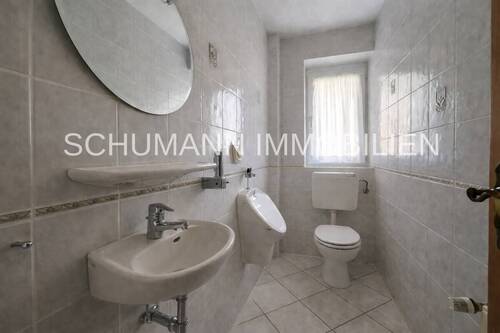Gäste WC mit Urinal - 