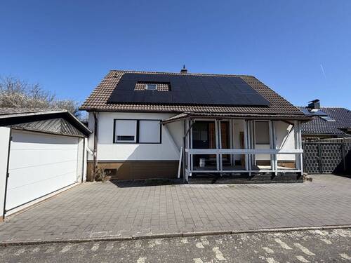 Außenansicht - 6 Zimmer Einfamilienhaus zum Kaufen in Willebadessen