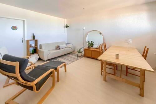 Wohnzimmer - 5 Zimmer Etagenwohnung zum Kaufen in Hannover