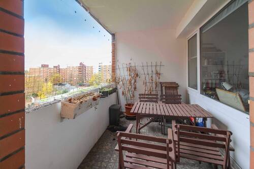 Balkon - 5 Zimmer Etagenwohnung in Hannover
