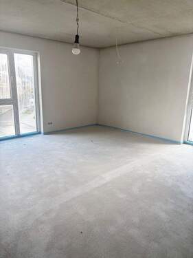 .. helle Räume ! - 3 Zimmer Terrassenwohnung in Gerolzhofen