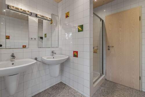 Kinderbadezimmer Ansicht 2 - 