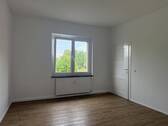 Schlafzimmer 2 - Etagenwohnung mit 76,10 m&sup2; in Schleiz zur Miete
