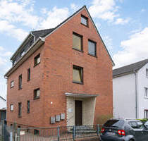 PURNHAGEN-IMMOBILIEN - VegesackAumund, freist. 3-Parteienhaus mit 2 Garagen nahe der Fußgängerzone - Bremen Fähr-Lobbendorf
