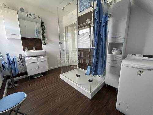 Modernes Duschbad - 