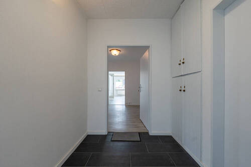 Wohnungseingang - 5 Zimmer Etagenwohnung in Bardowick