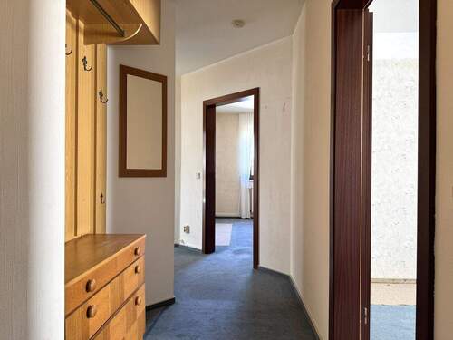 Flur - 3 Zimmer Etagenwohnung in Bad Salzuflen