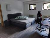 UG: Zimmer - 