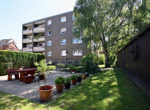 Schöner Sitzplatz Gemeinschaft - 3 Zimmer Etagenwohnung zum Kaufen in Herten