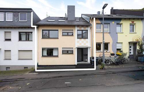 Frontansicht - Zweifamilienhaus in gefragter Lage von Trier-Ost!